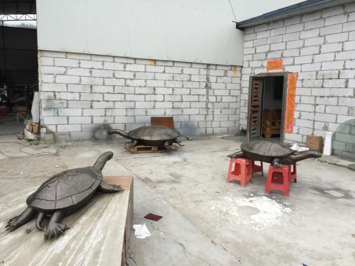 酒店乌龟雕塑 庭院仿真雕塑 彩绘小品 酒店乌龟雕塑 庭院仿真雕塑 彩绘小品