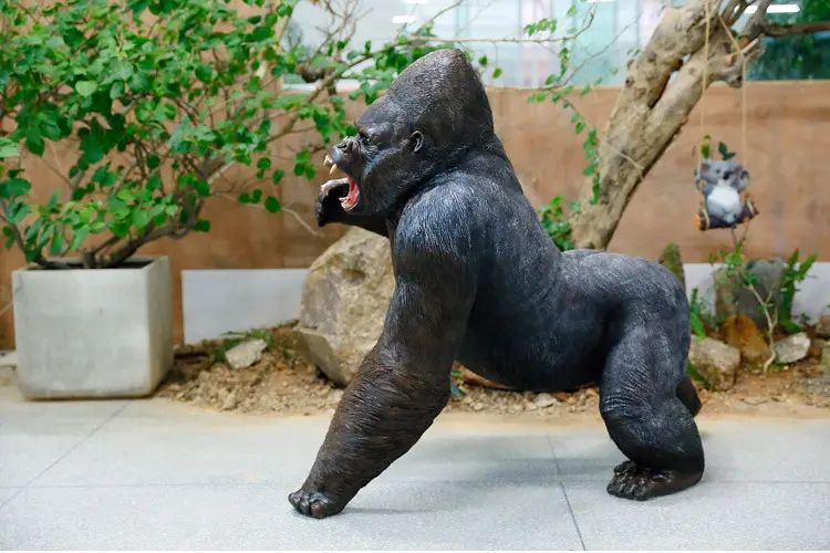 园林黑猩猩雕塑 风景区仿真雕塑 广场小品 园林黑猩猩雕塑 风景区仿真雕塑 广场小品