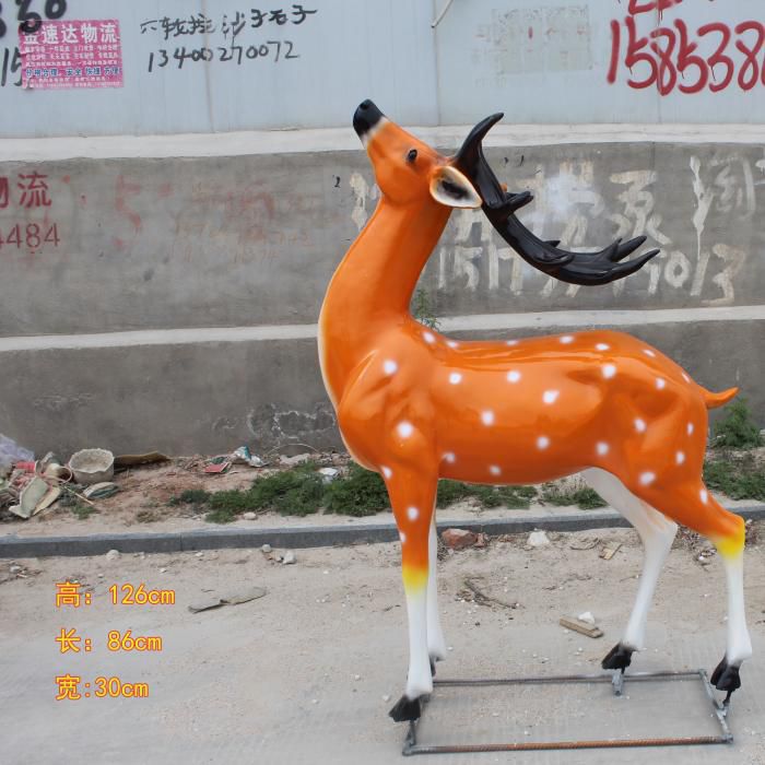 大型梅花鹿雕塑,彩绘工艺,玻璃钢动物雕塑厂家 大型梅花鹿雕塑,彩绘工艺,玻璃钢动物雕塑厂家