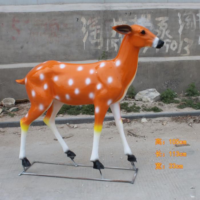 广场梅花鹿雕塑,彩绘工艺,玻璃钢动物雕塑厂家 广场梅花鹿雕塑,彩绘工艺,玻璃钢动物雕塑厂家