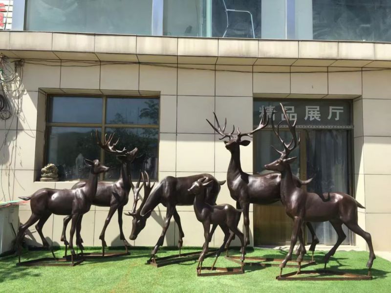 仿古麋鹿雕塑 庭院彩绘雕塑 田间小品 仿古麋鹿雕塑 庭院彩绘雕塑 田间小品