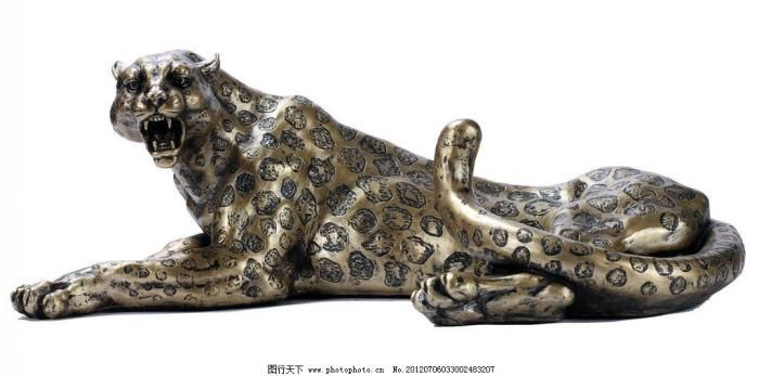 步行街猎豹雕塑,锻造动物雕塑,仿真方式 步行街猎豹雕塑,锻造动物雕塑,仿真方式