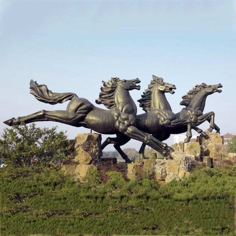 仿真八马奔腾雕塑,动物摆件,群马铜雕 仿真八马奔腾雕塑,动物摆件,群马铜雕